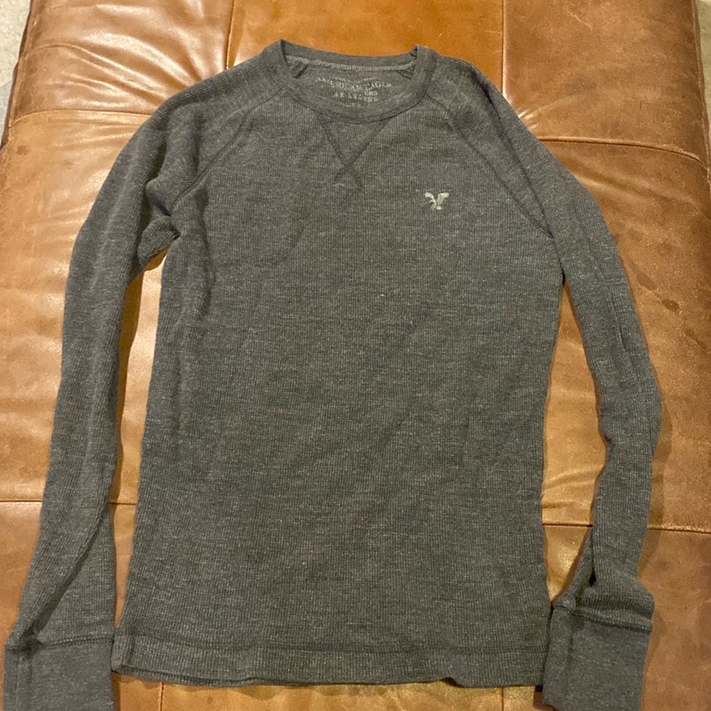 American Eagle long sleeve shirt